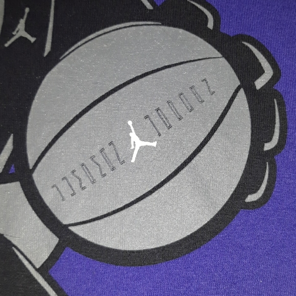 Men's Purple Graphic T-Shirt - Picture 3 of 6